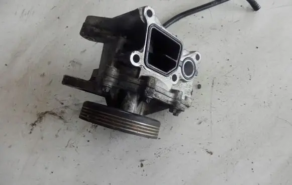 Smart ForTwo II Power steering pump mounting bracket 0024662801