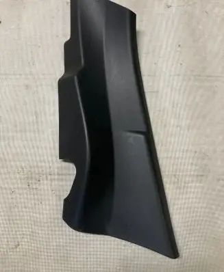 Volvo V40 (C) pillar trim 31305359
