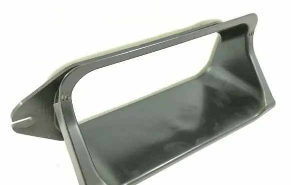 Jeep Grand Cherokee WL Air intake duct part 68410463AA