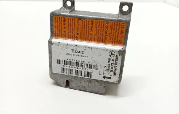Mercedes-Benz E W210 Airbag control unit/module 0018200026