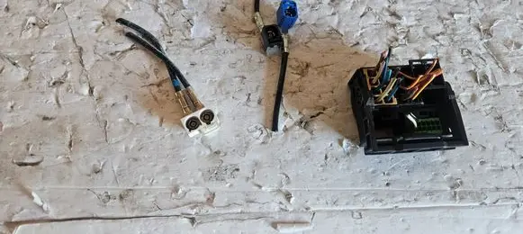 Skoda Yeti (5L) Sound system wiring loom 3B7035444A RNS315 3T0035192D