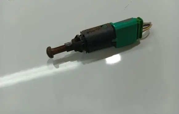Peugeot 407 Brake pedal sensor switch 9650688480