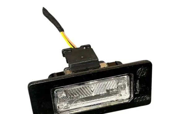 Audi A4 S4 B8 8K Number plate light 8T0943021