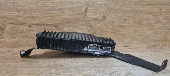 Volvo S80 Sound amplifier 30752259