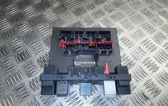 Volkswagen PASSAT B6 Comfort/convenience module 3C0937049H F005V00529 H37S1301