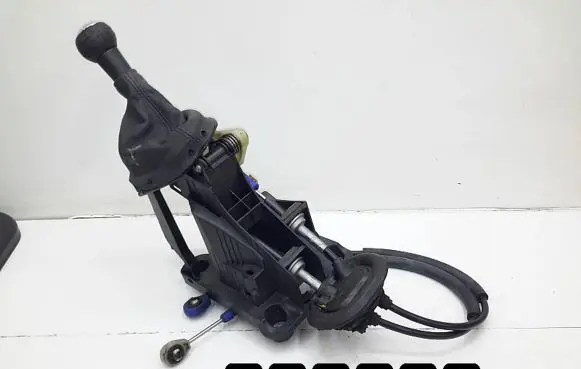 Peugeot 308 Gear shifter/selector 9684581680