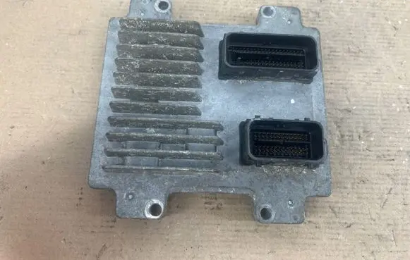 Opel Insignia A Engine control unit/module 12639891 86AATS5611020146 12636386