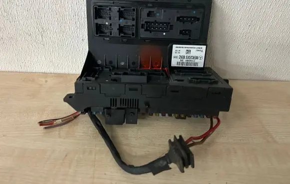 Mercedes-Benz E W211 Comfort/convenience module 2115453901