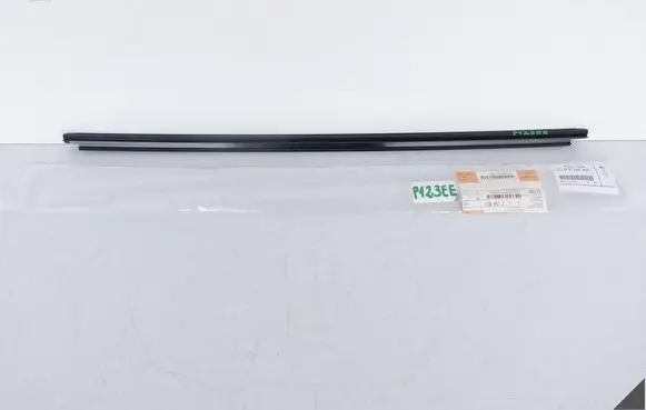 Mini One - Cooper Coupe R56 Front triangle window/glass 51372754858