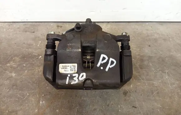 Hyundai i30 fastback Front brake caliper 58130G4100