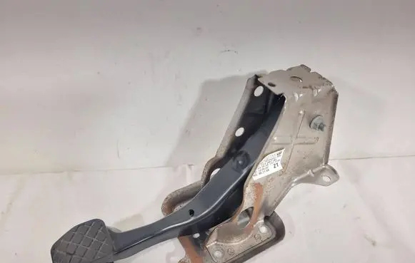 Skoda Octavia Mk2 (1Z) Brake pedal 1K1721057AL 12693600