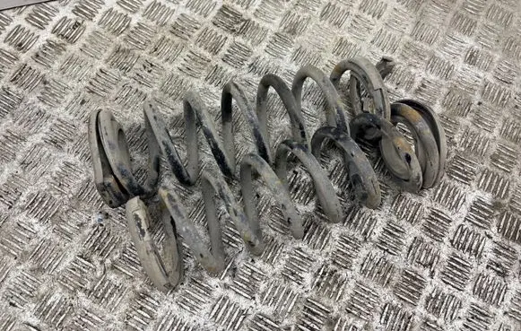 Citroen C-Crosser Rear coil spring 