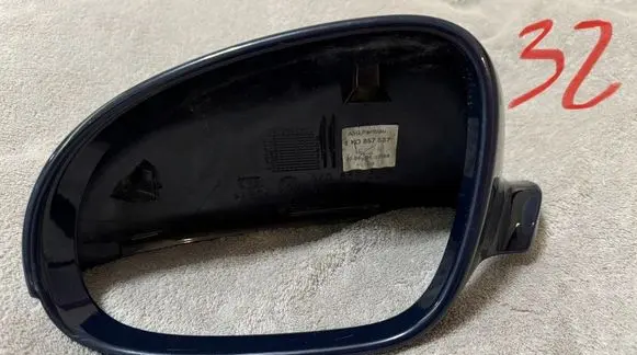 Volkswagen Eos Plastic wing mirror trim cover 1K0857537 857537