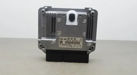 Skoda Karoq Engine control unit/module 05E907309