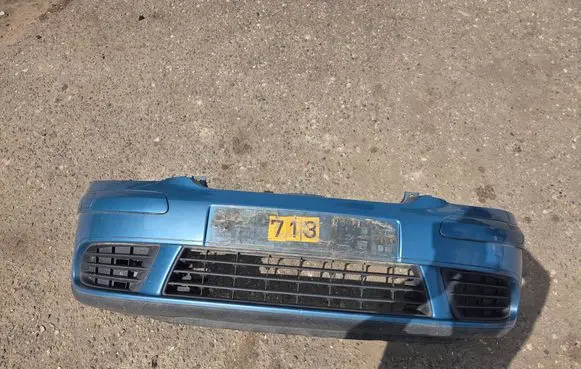 Volkswagen Golf Plus Front bumper