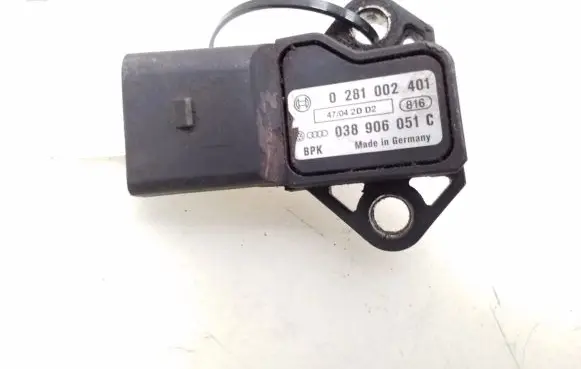 Audi A4 S4 B7 8E 8H Air pressure sensor 038906051C