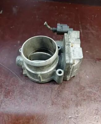 Hyundai Sonata Throttle valve 4E0145950F A2C53100874 10908069