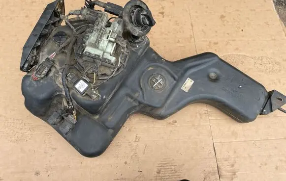 Seat Alhambra (Mk2) AdBlue liquid reservoir 0444050039