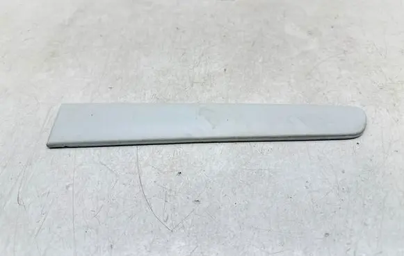 Renault Twingo II Rear fender molding trim 8200365847