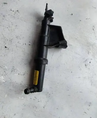 Volvo S40 Headlight washer spray nozzle 30661085 1307030347 2711071