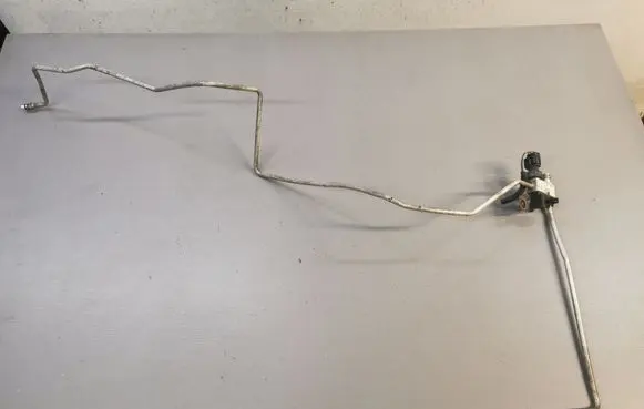 Toyota Corolla Verso E121 Air conditioning (A/C) pipe/hose