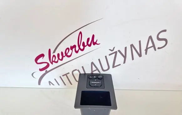 Toyota RAV 4 (XA30) Wing mirror switch 183575 5892542010
