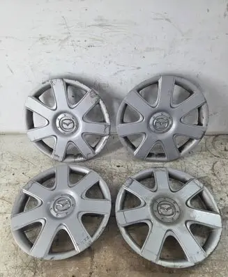 Mazda 3 I R15 wheel hub/cap/trim 