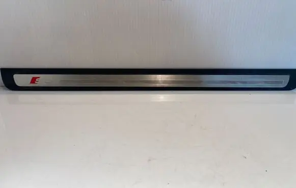 Audi S5 Front sill trim cover 8T0853374