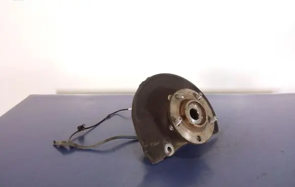 Mitsubishi Lancer X Front wheel hub spindle knuckle