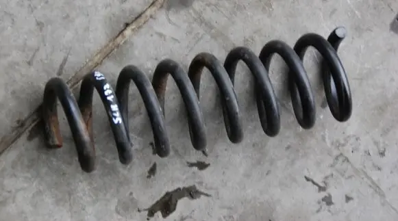 Mercedes-Benz SLK R172 Rear coil spring 205KM