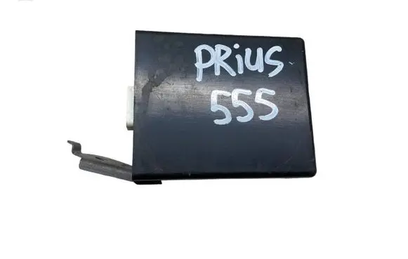 Toyota Prius (XW30) Other control units/modules 8657247100