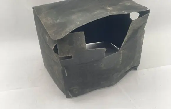 Volkswagen Golf IV Battery box tray 1J0915471