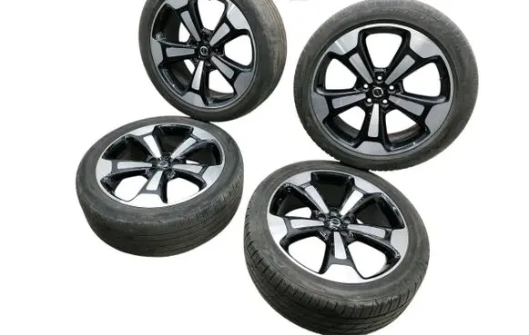 Volvo XC40 R20 alloy rim 31650009