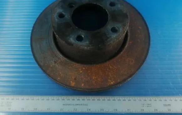 BMW 1 E81 E87 Rear brake disc