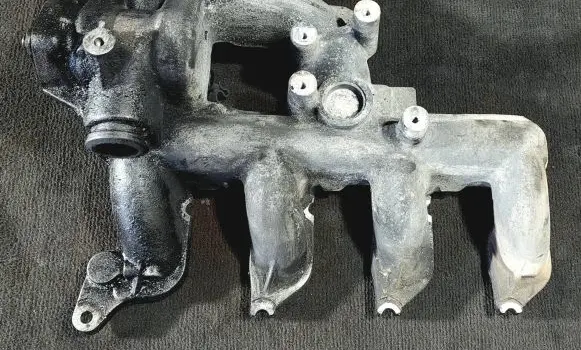 Renault Espace IV Intake manifold