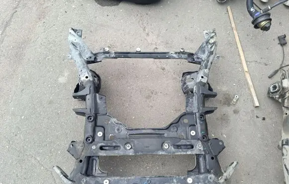 BMW X5 F15 Front subframe