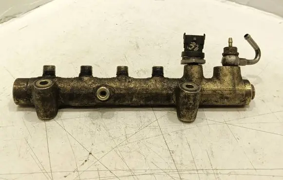 Opel Astra G Fuel main line pipe 0445214094 070130 011000L3