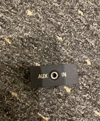 BMW 5 E60 E61 AUX in-socket connector 6986791