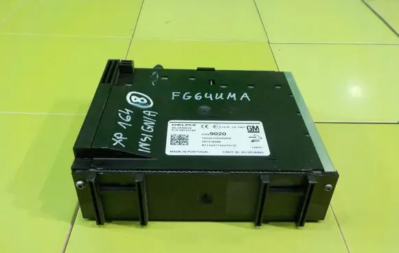 Opel Insignia A Central body control module 23469020