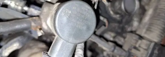 Toyota Yaris Fuel pressure sensor 232800N010