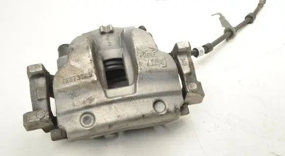 Volvo XC60 Front brake caliper 32373383