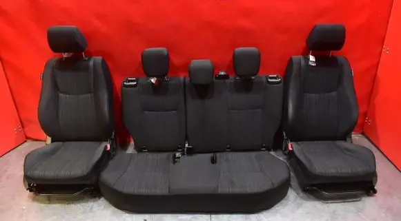 Suzuki Swift II Seat set 
