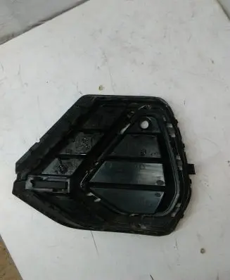 Audi Q3 F3 Front bumper lower grill 83A807682D AU326Q3