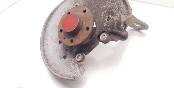 Rear wheel hub