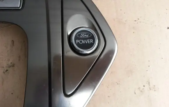 Ford Mondeo MK IV Engine start stop button switch 7S7T11572