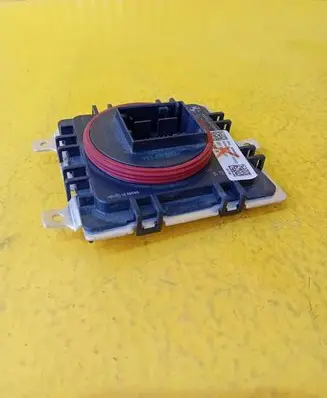 BMW X3 G01 Voltage converter/converter module 5A05104