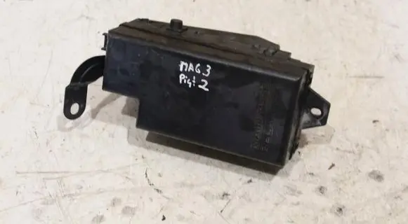 Subaru Forester SH Fuse box cover 82231SA400K