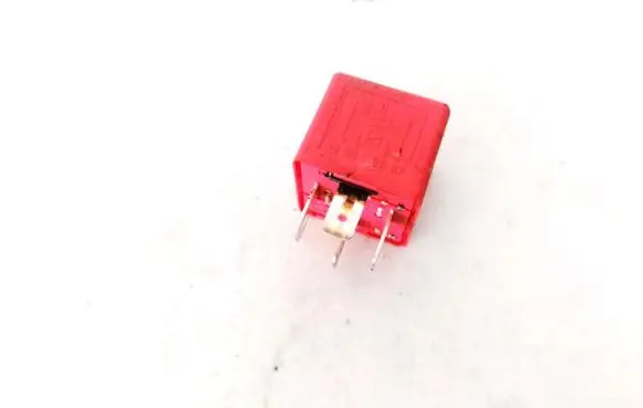 Audi A4 S4 B5 8D Other relay 443919578C 899519000