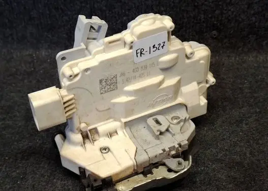 Audi A6 S6 C7 4G Rear door lock 4G0839015B