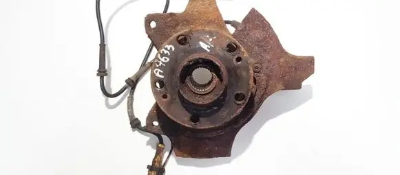 Front wheel hub